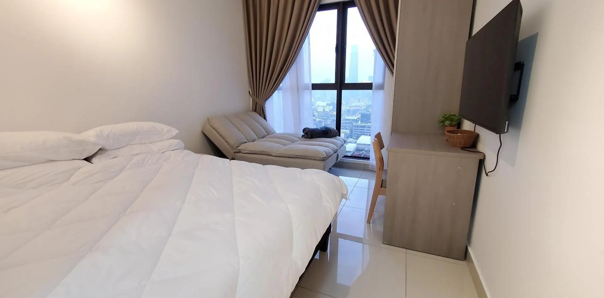Trion 2 Bedroom Apartment - Tallest Residential Tower Kuala Lumpur