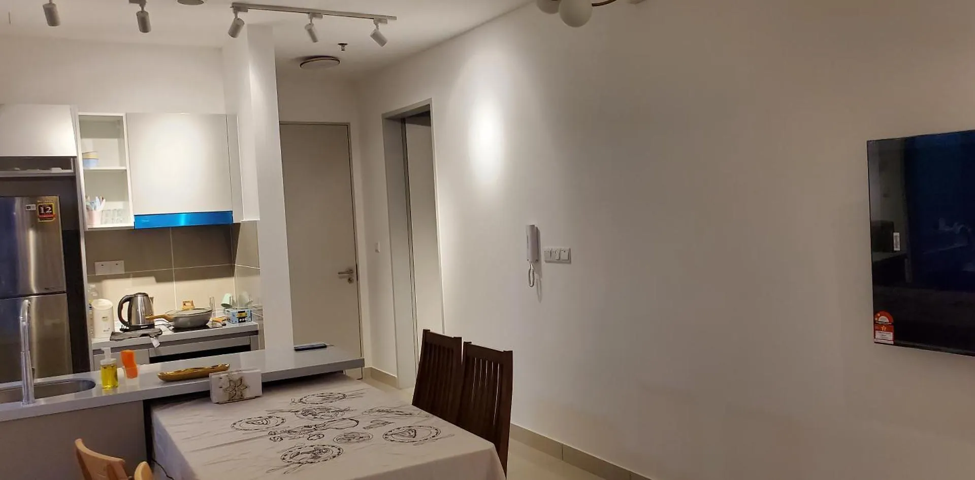 Trion 2 Bedroom Apartment - Tallest Residential Tower Kuala Lumpur Malaysia