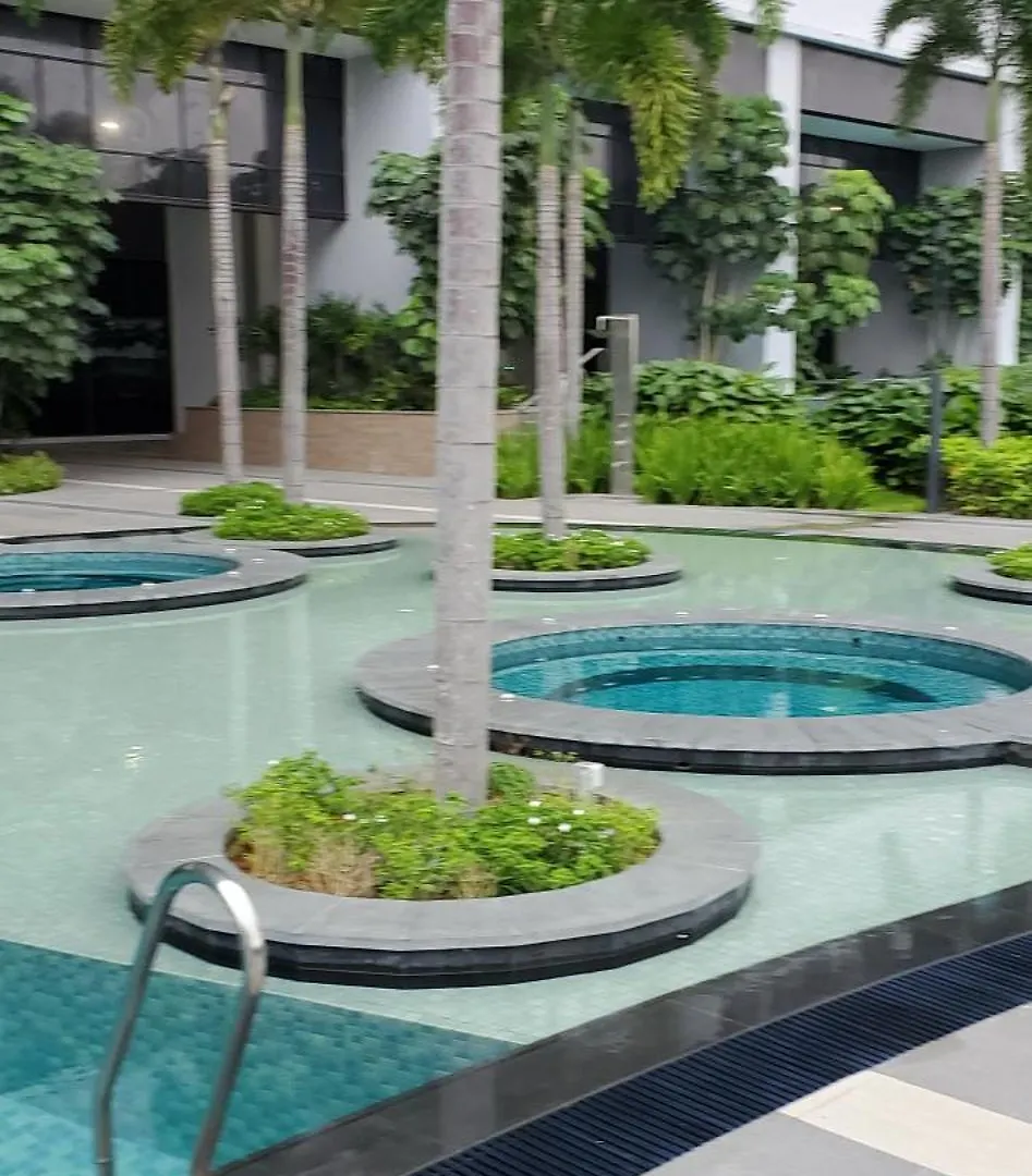 Trion 2 Bedroom Apartment - Tallest Residential Tower Kuala Lumpur