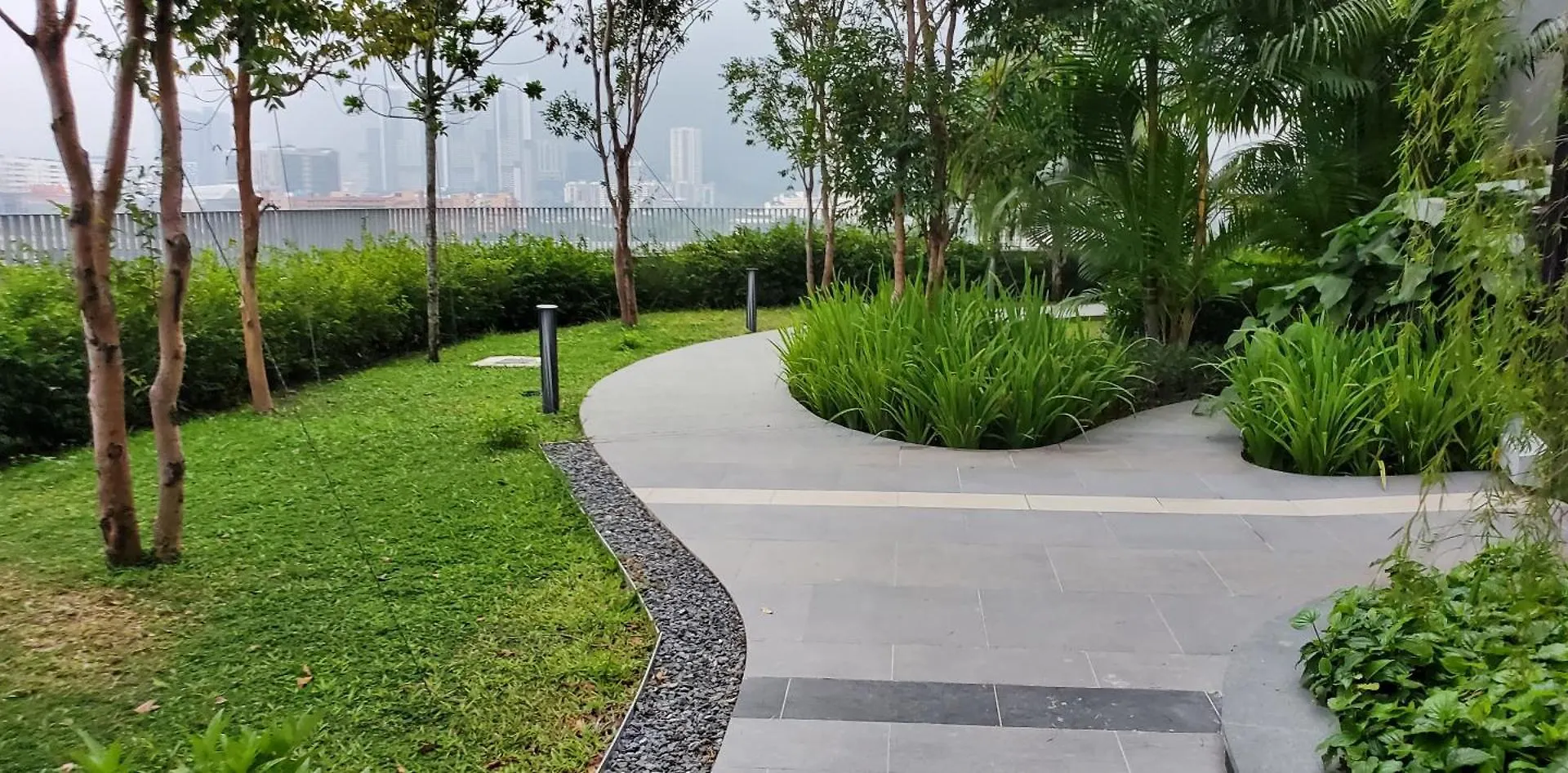Trion 2 Bedroom Apartment - Tallest Residential Tower Kuala Lumpur 0*,  Malaysia