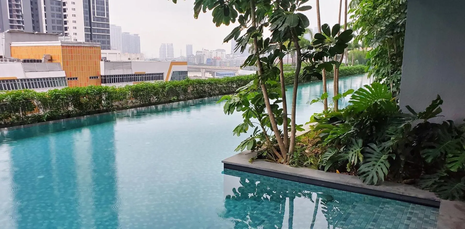 Trion 2 Bedroom Apartment - Tallest Residential Tower Kuala Lumpur