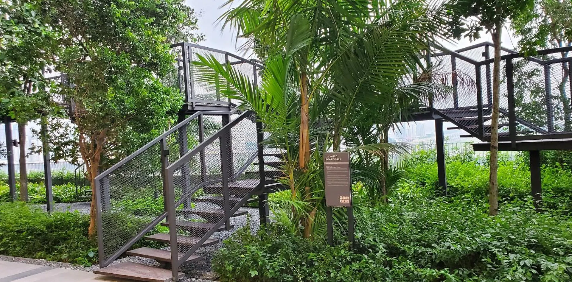 Trion 2 Bedroom Apartment - Tallest Residential Tower Kuala Lumpur